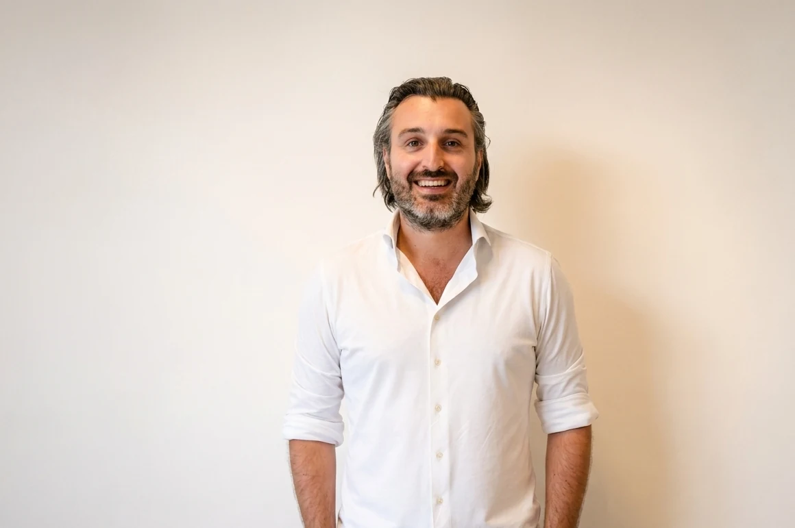 Portretfoto Max Vandeputte, Founder & Managing Partner bij OBS Solutions