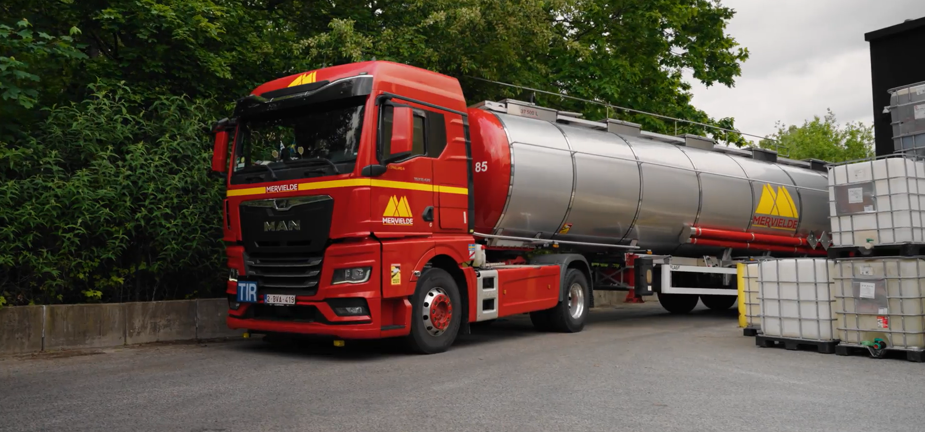 Herverpakkingslijn van Belco Motor Oil in Schoten