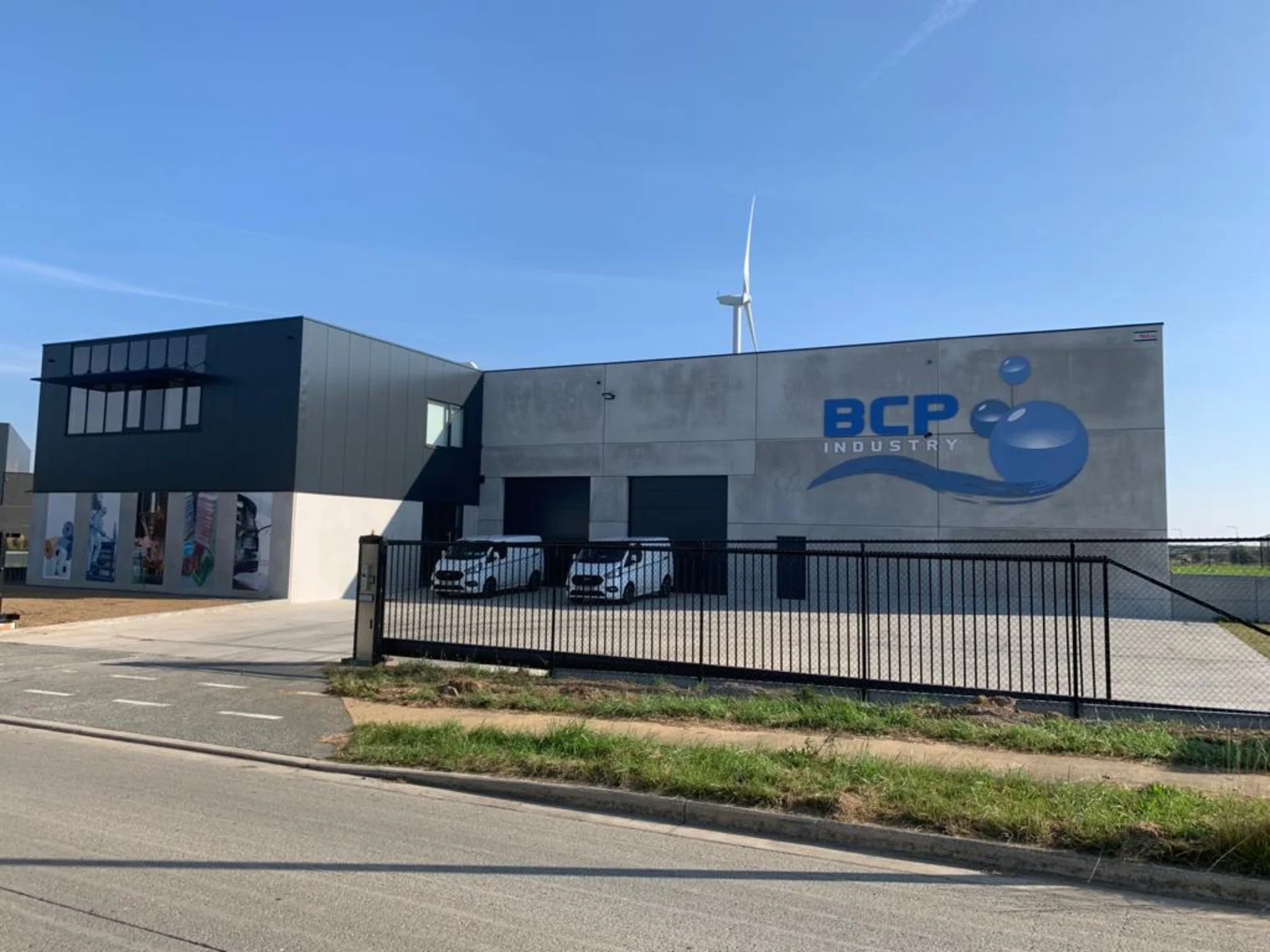 Magazijn van BCP Industry met industriële ontvetters